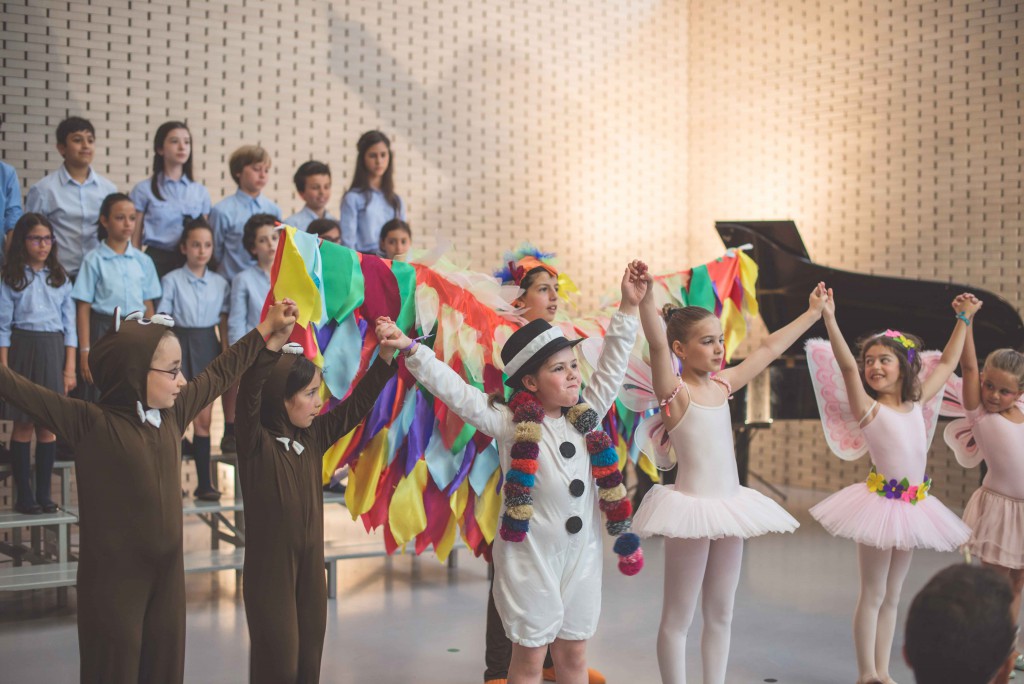 Ópera Infanto-Juvenil Pássaro Mil Cores do Conservatório Bomfim