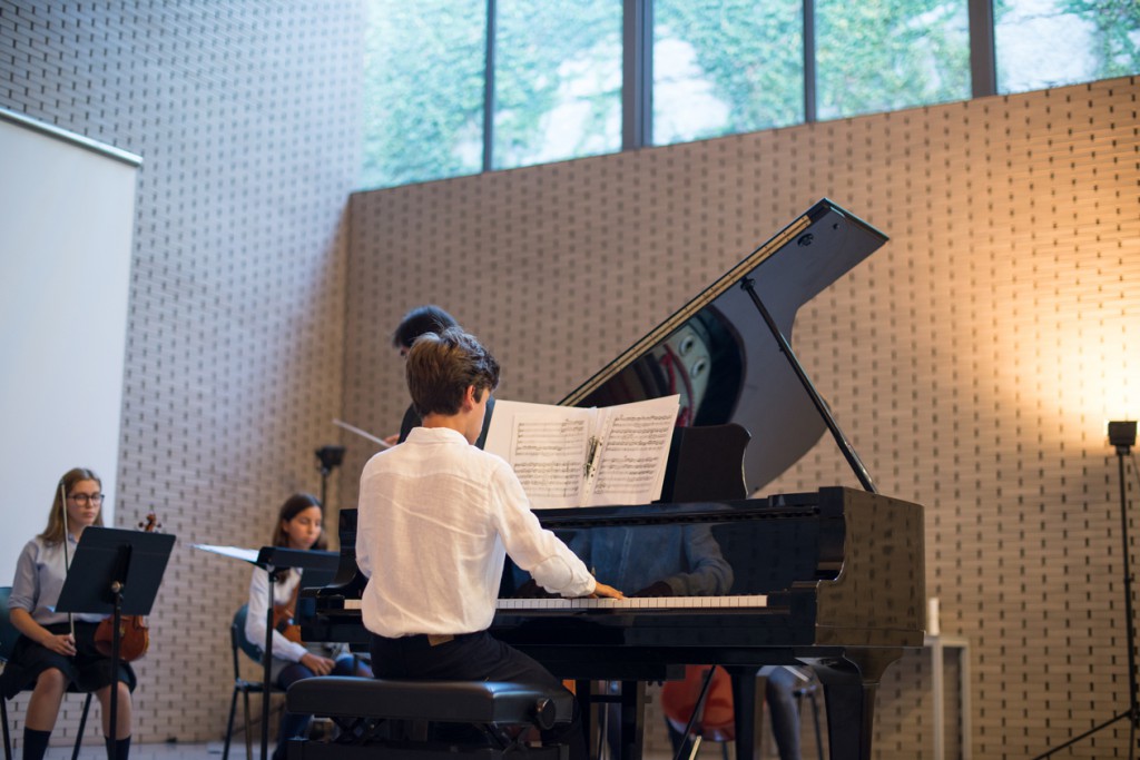 Cerimónia de Entrega de Diplomas Cursos Básico e Secundário de Música Conservatório Bomfim